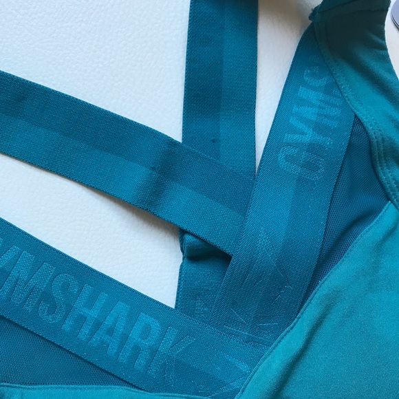 Gymshark 4 XS Bras - Picture 6 of 7